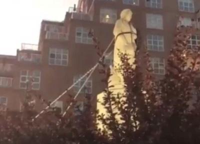 معترضان مجسمه کریستف کلمب در بالتیمور را خراب کردند