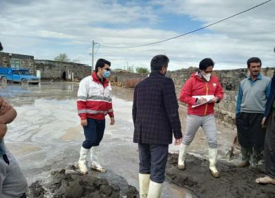 خبرنگاران امدادرسانی به 20 خانوار آسیب دیده سیل ماکو