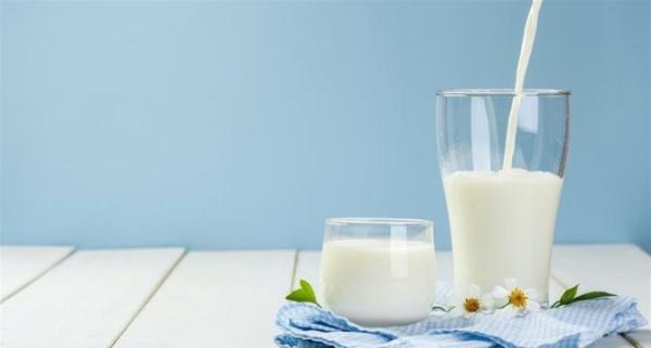 هرآنچه که باید راجع به خواص و مضرات شیر بدانیم